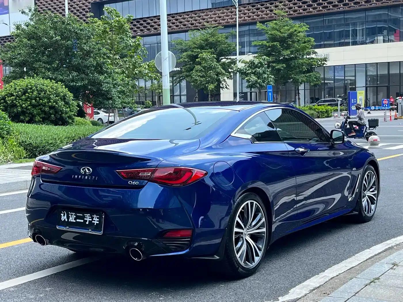 Infiniti Q60 2019 2.0T Luxury Edition — миниатюра 5