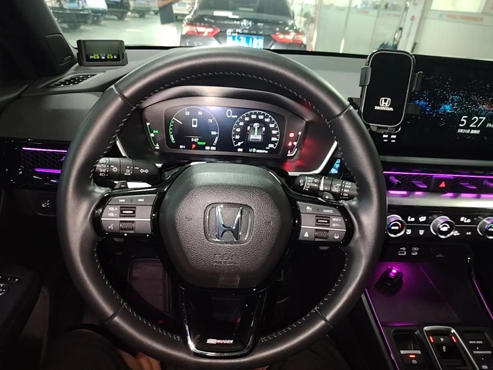 Honda Breeze New Energy 2023 ePHEV Premium Edition — миниатюра 18