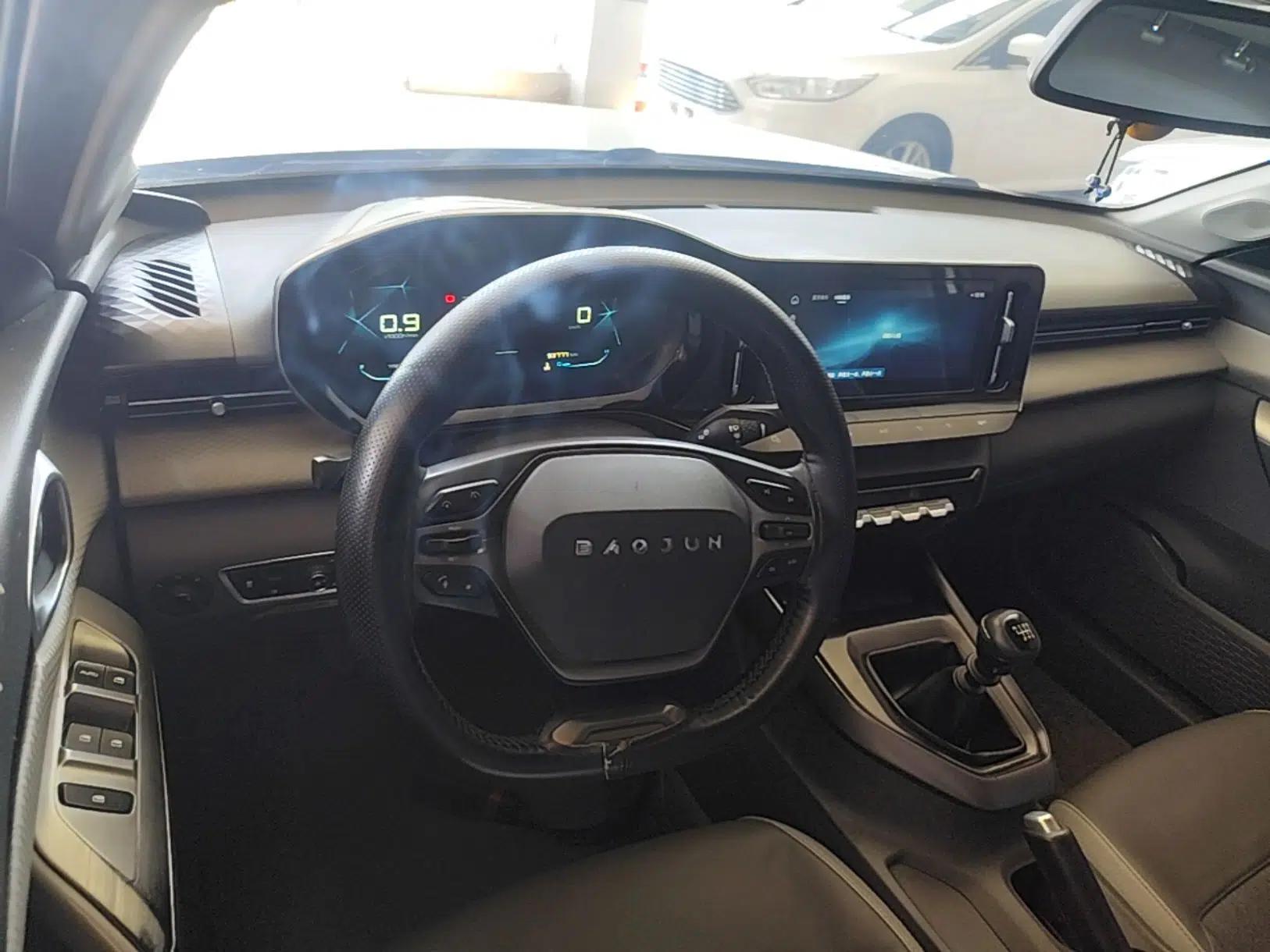 Baojun RC-5 2020 1.5L Manual Zhiyao Elite Edition — миниатюра 12