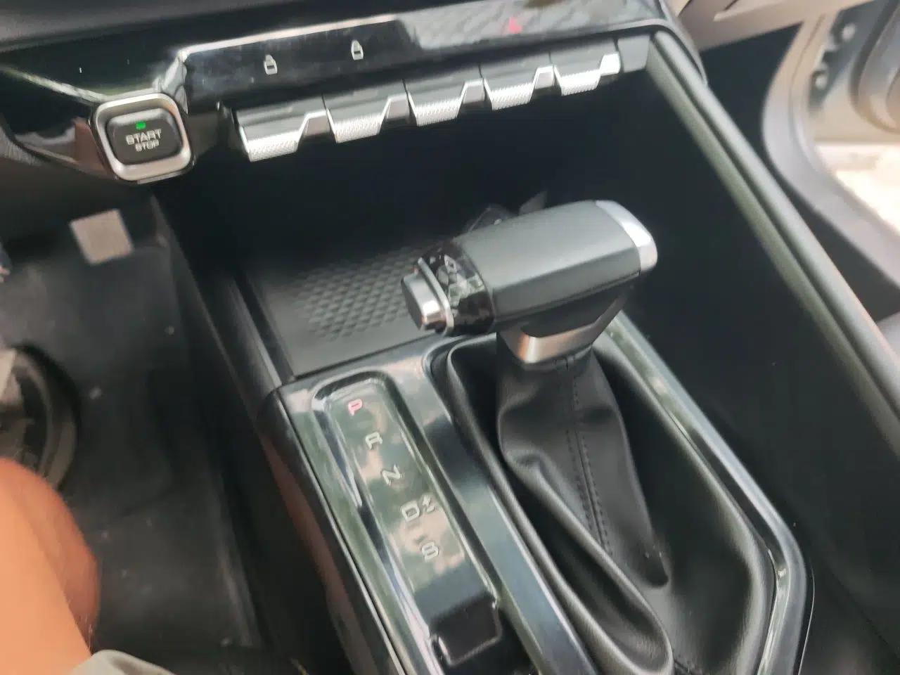 Baojun RC-5 2020 RC-5W 1.5T CVT Smart Luxury Edition — миниатюра 14