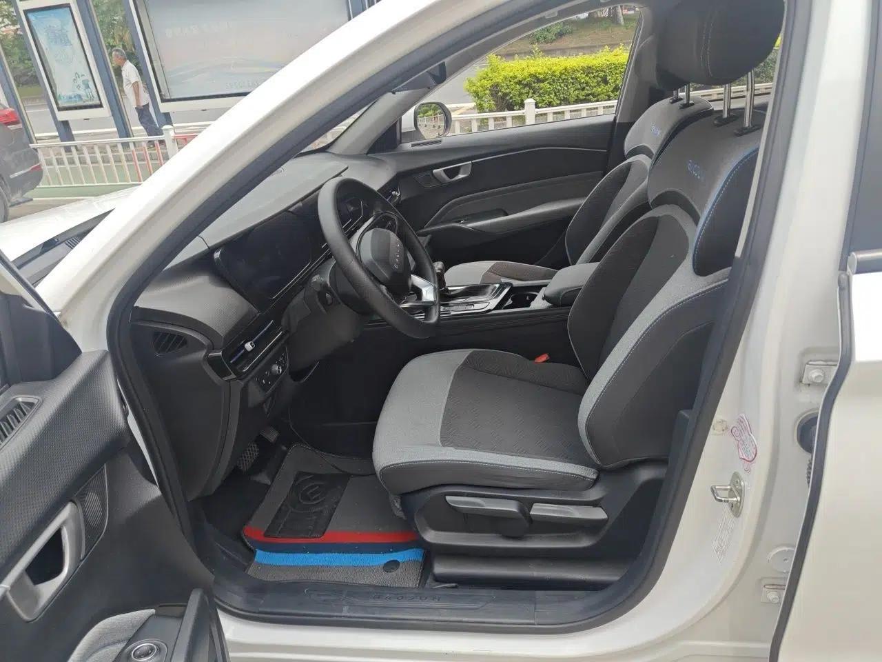 Baojun RC-6 2019 1.5T CVT Elite Version with 24-Hour Online Service — миниатюра 15