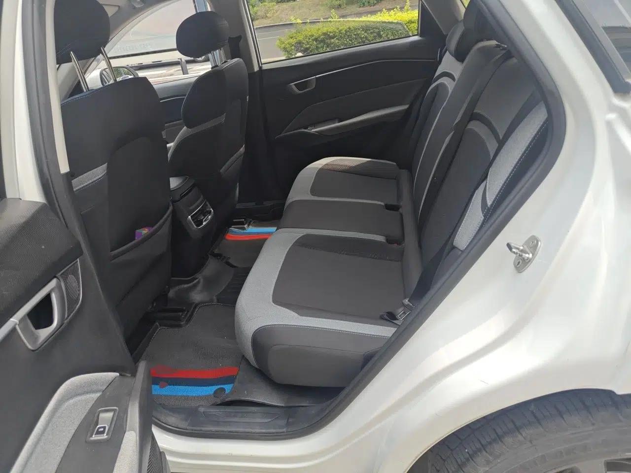 Baojun RC-6 2019 1.5T CVT Elite Version with 24-Hour Online Service — миниатюра 17