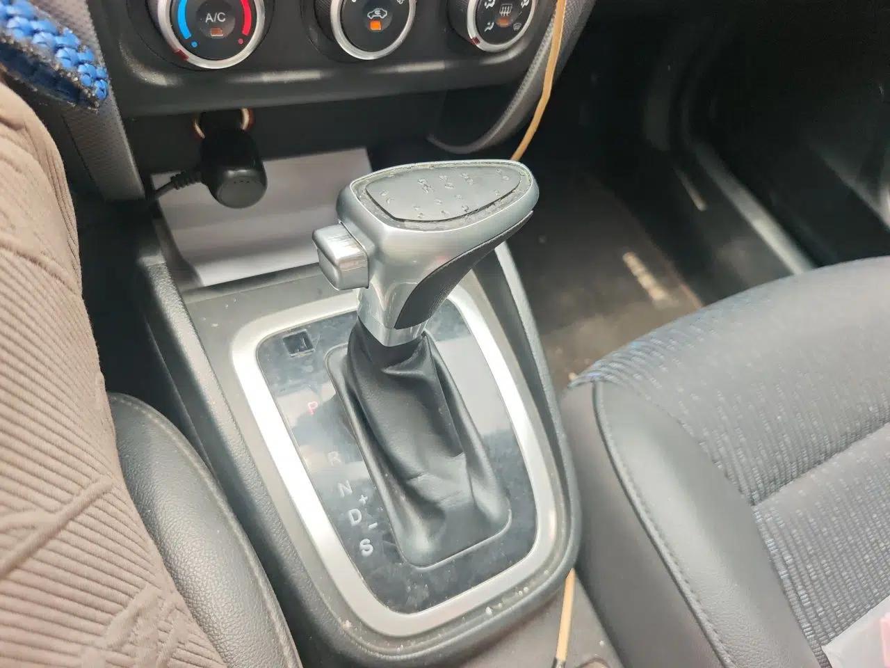 Bestune B30 2016 1.6L Automatic Premium Edition — миниатюра 14