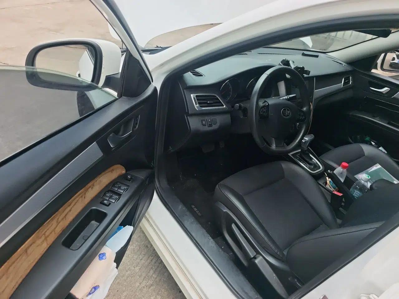 Bestune B30 2016 1.6L Automatic Premium Edition — миниатюра 16