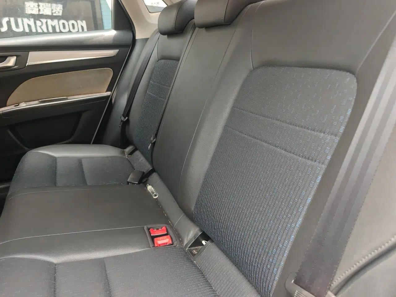 Bestune B30 2016 1.6L Automatic Premium Edition — миниатюра 17