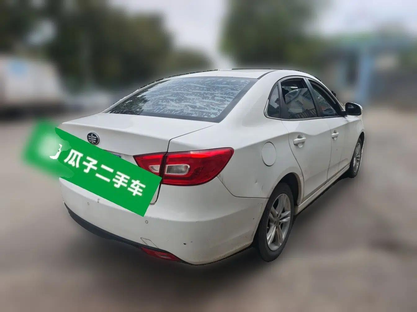 Bestune B30 2016 1.6L Automatic Premium Edition — миниатюра 6