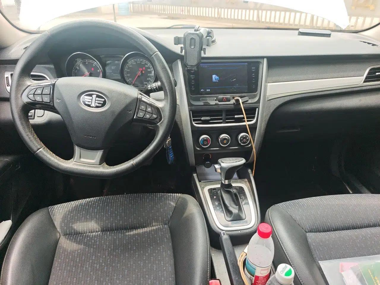 Bestune B30 2016 1.6L Automatic Premium Edition — миниатюра 9