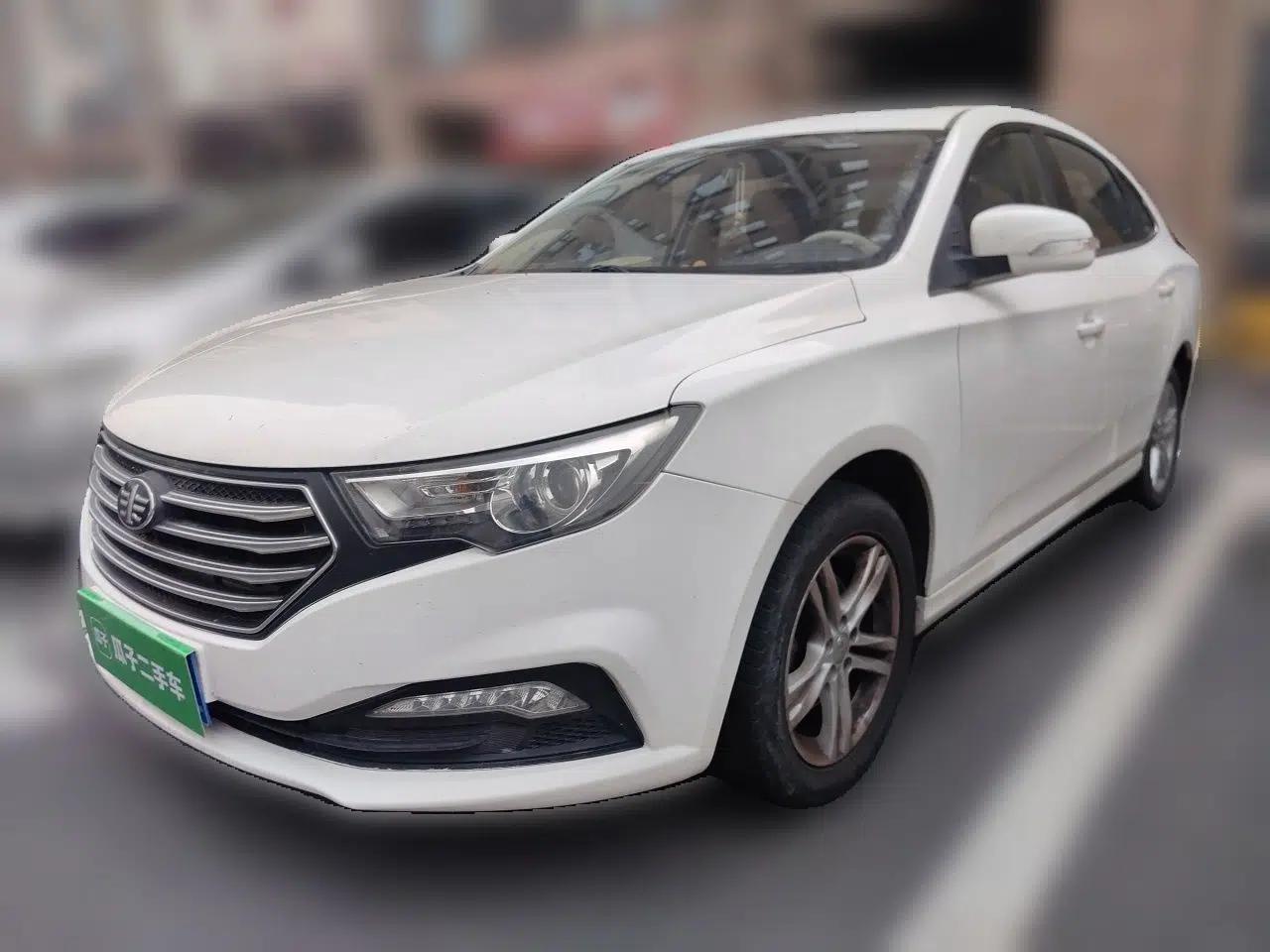 Bestune B30 2016 1.6L Automatic Premium Edition — миниатюра 1