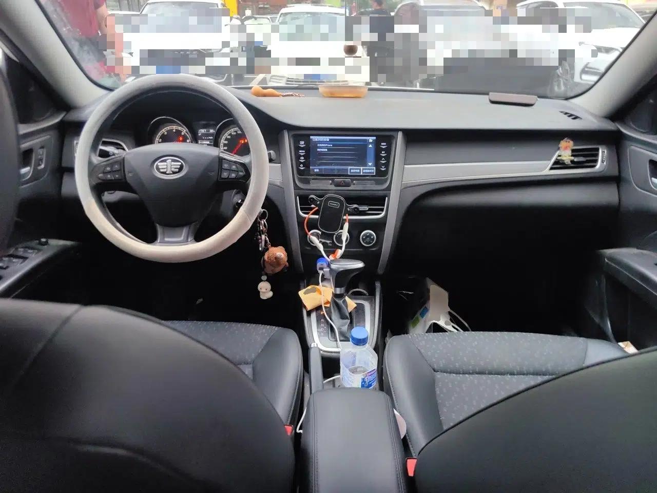 Bestune B30 2016 1.6L Automatic Premium Edition — миниатюра 9