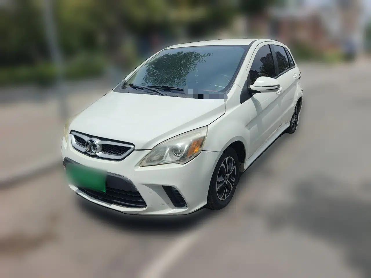 BAIC Senova D20 2015 Hatchback 1.5L Manual Lotte Edition — миниатюра 1
