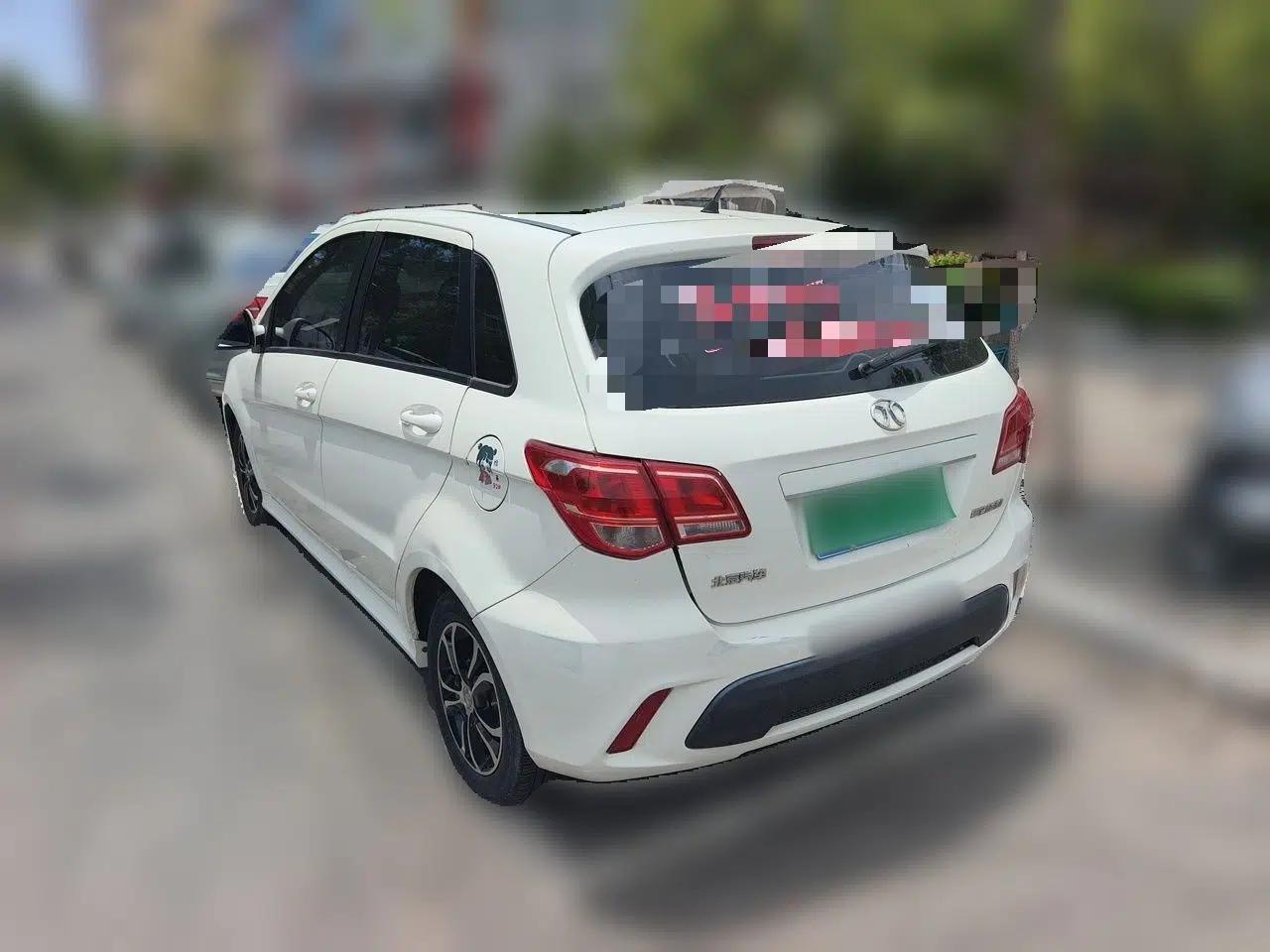 BAIC Senova D20 2015 Hatchback 1.5L Manual Lotte Edition — миниатюра 4