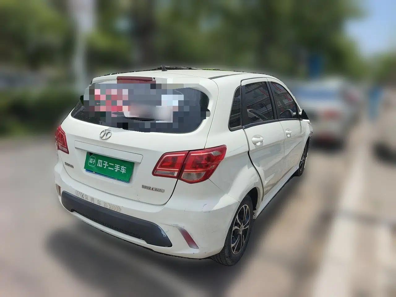 BAIC Senova D20 2015 Hatchback 1.5L Manual Lotte Edition — миниатюра 6