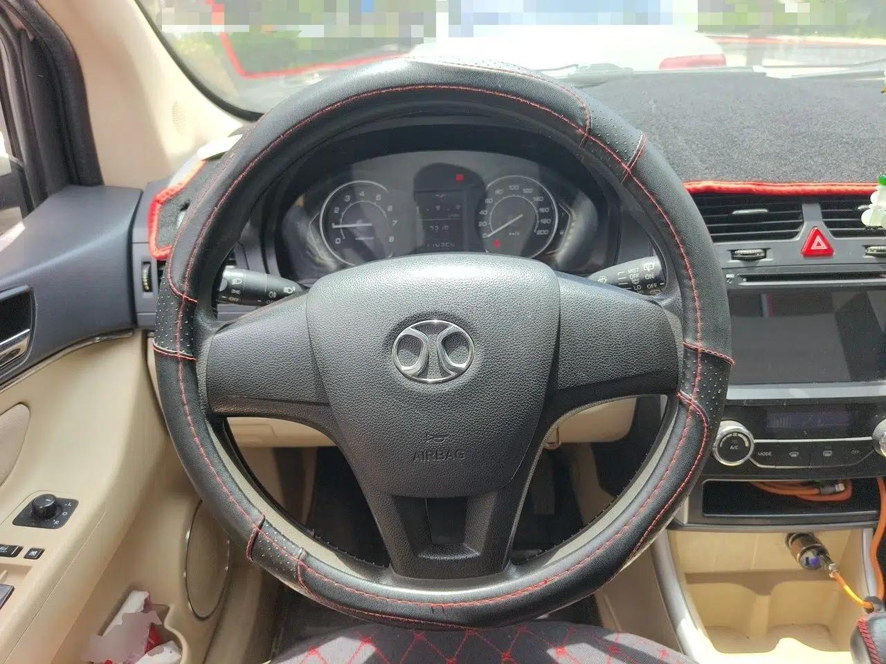 BAIC Senova D20 2015 Hatchback 1.5L Manual Lotte Edition — миниатюра 10