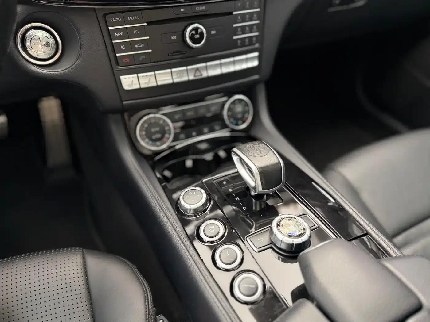 2015 Mercedes-Benz CLS AMG 63 4MATIC — миниатюра 13