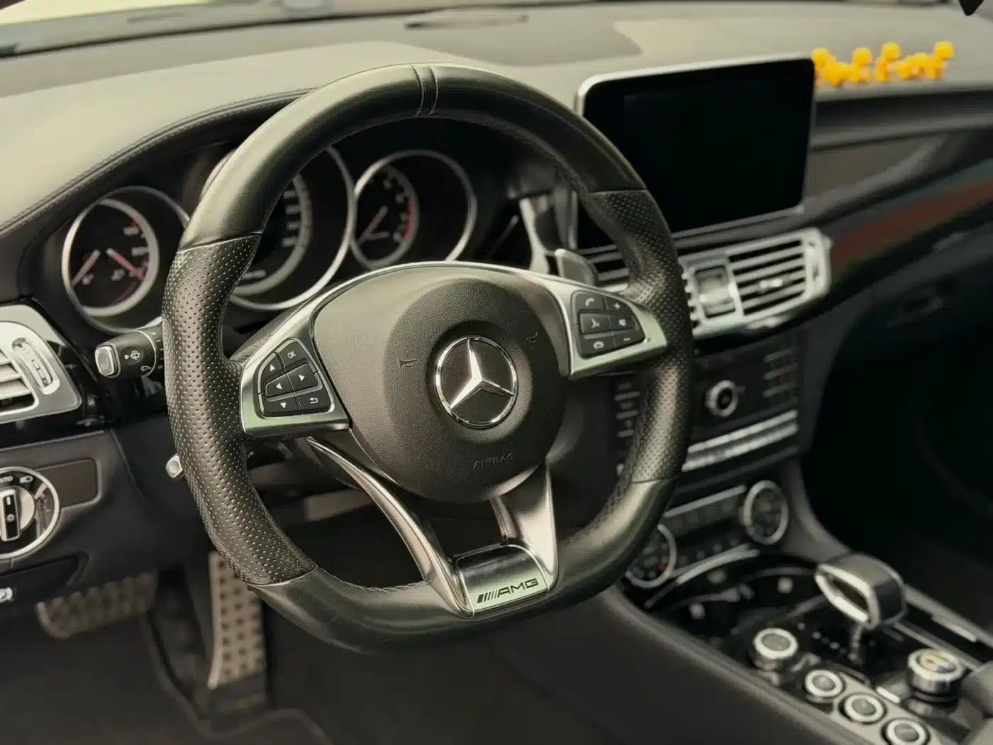 2015 Mercedes-Benz CLS AMG 63 4MATIC — миниатюра 7