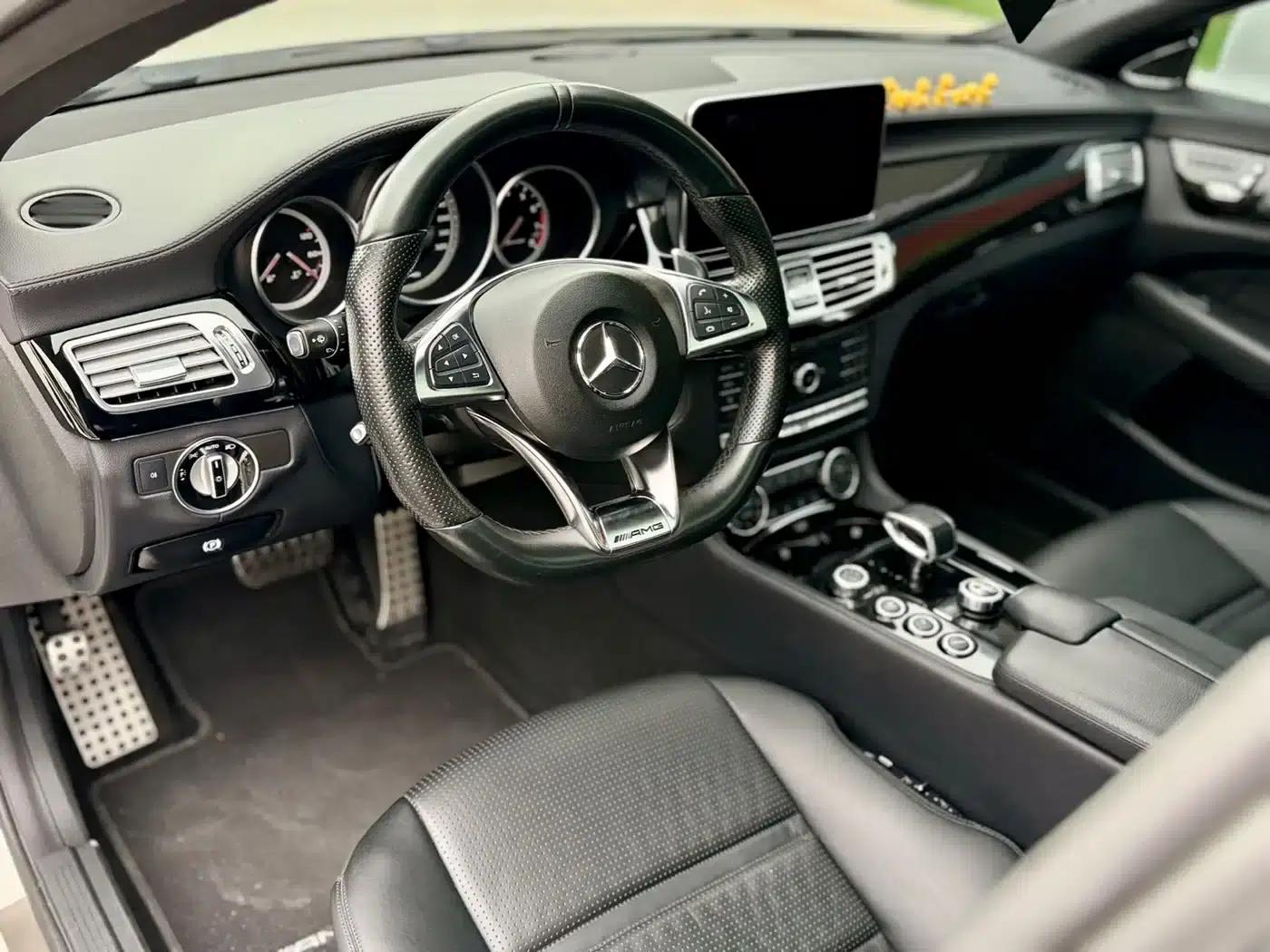 2015 Mercedes-Benz CLS AMG 63 4MATIC — миниатюра 8