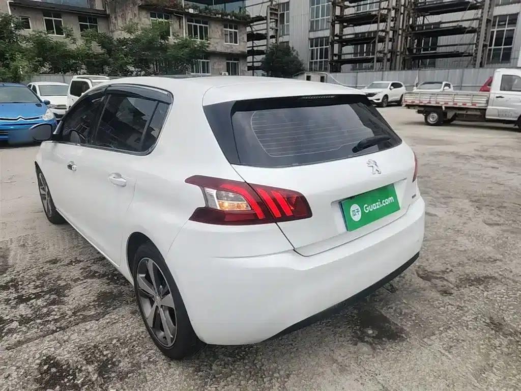 Peugeot 308S 2015 1.2T Automatic Sporty Edition — миниатюра 5