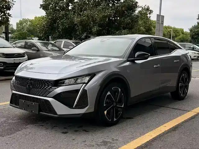 Peugeot 408X 2023 Charm Edition