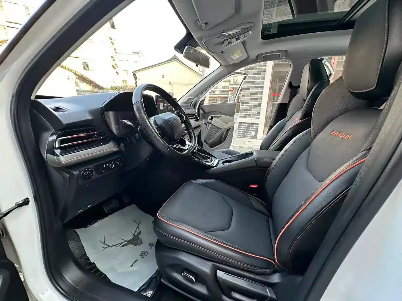 Baojun RS-3 2020 1.5L CVT 24-Hour Online Luxury Edition — миниатюра 8