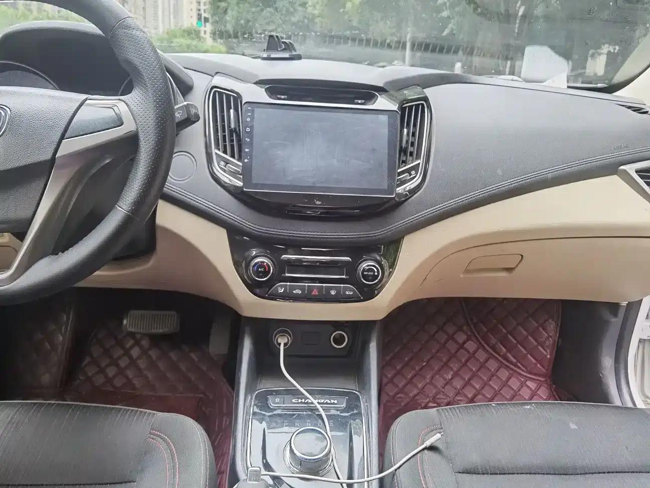 Changan Eado New Energy 2018 EV300 Enjoy Edition — миниатюра 13
