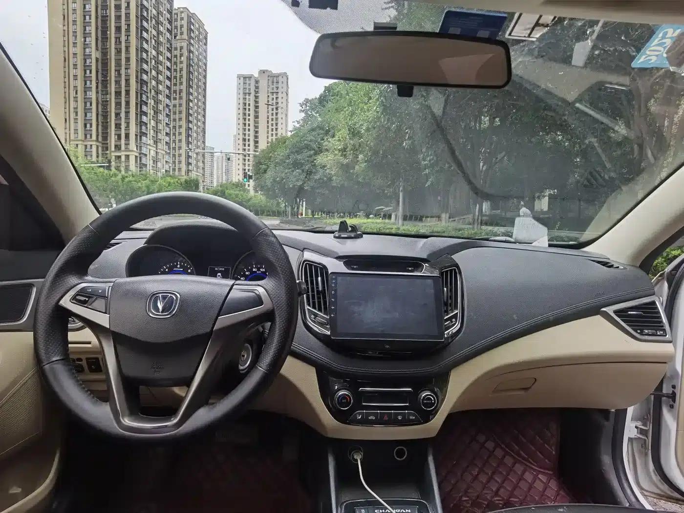 Changan Eado New Energy 2018 EV300 Enjoy Edition — миниатюра 16
