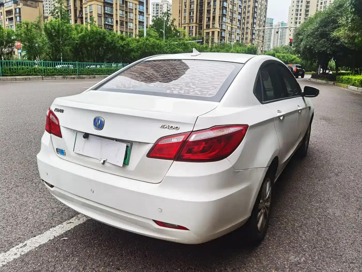 Changan Eado New Energy 2018 EV300 Enjoy Edition — миниатюра 7