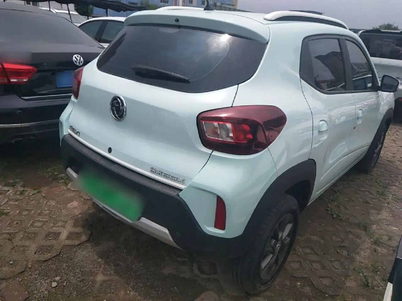 Dongfeng NAMMI BOX 2022 Chasing Wind Edition 351 km Advanced Model — миниатюра 6