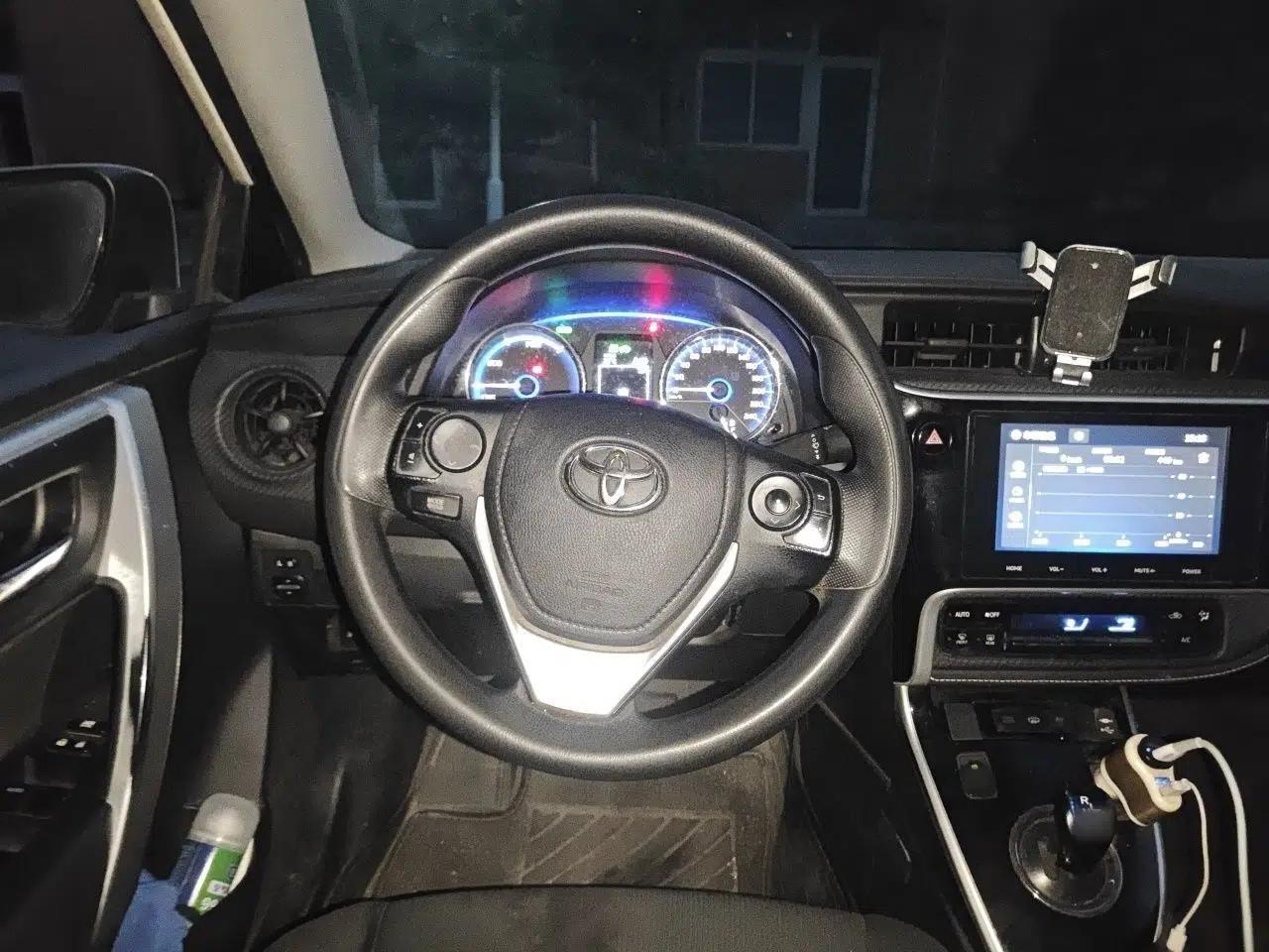 Toyota Levin Hybrid E+ 2019 1.8 PH GS E-CVT Elite Style Edition — миниатюра 10
