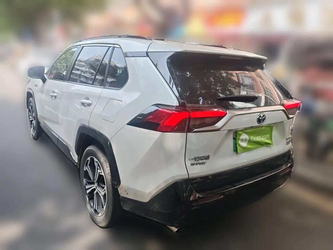 Toyota RAV4 Rongfang Plug-in Hybrid 2021 2.5L 4x4 Flagship Pro — миниатюра 4