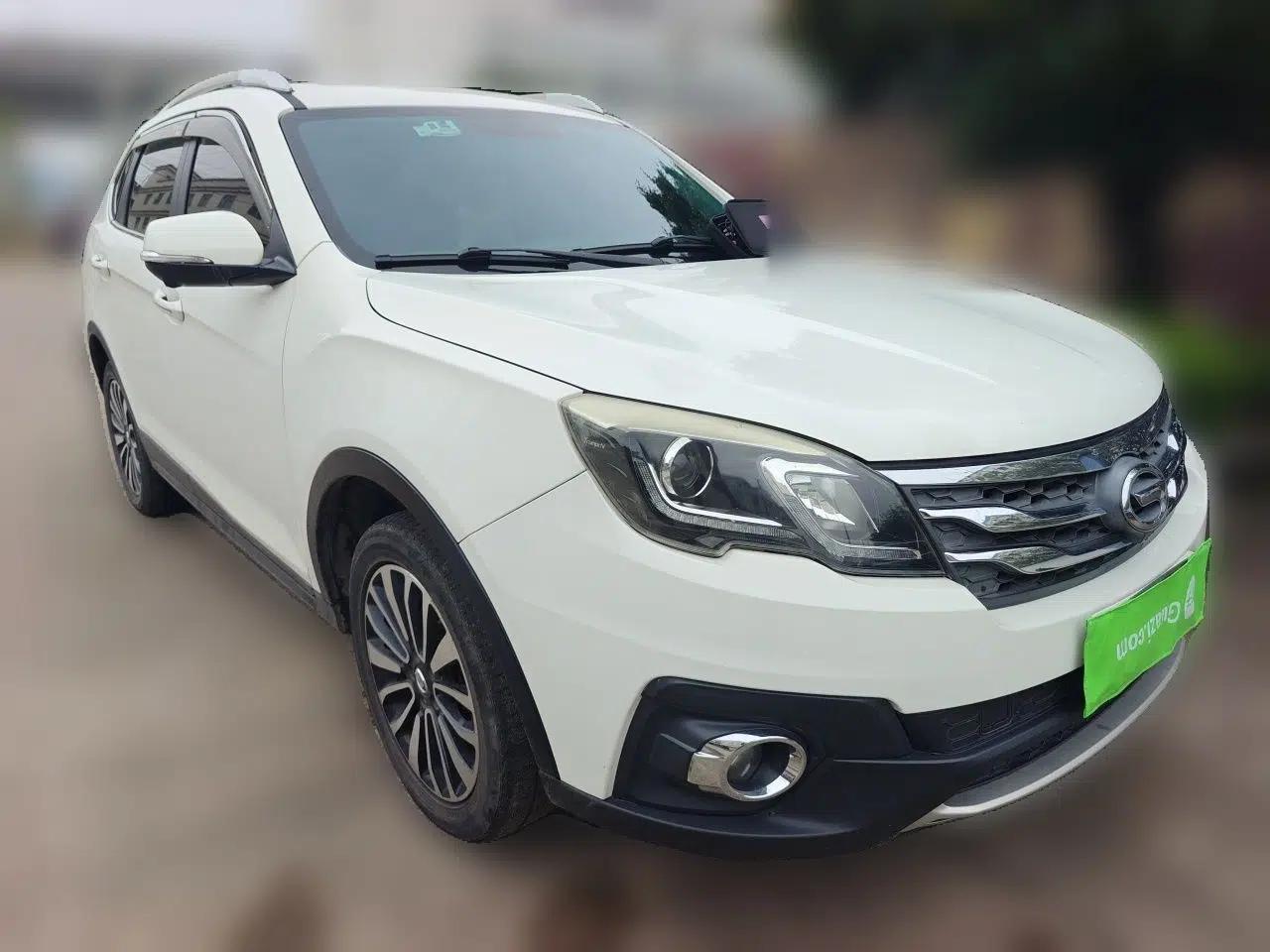 GAC Trumpchi GS5 Super 2016 2.0L Automatic Two-Wheel Drive Anniversary Edition — миниатюра 3