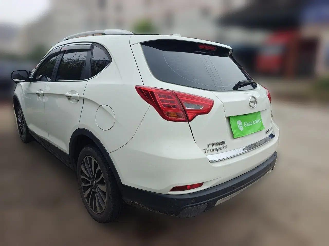 GAC Trumpchi GS5 Super 2016 2.0L Automatic Two-Wheel Drive Anniversary Edition — миниатюра 4