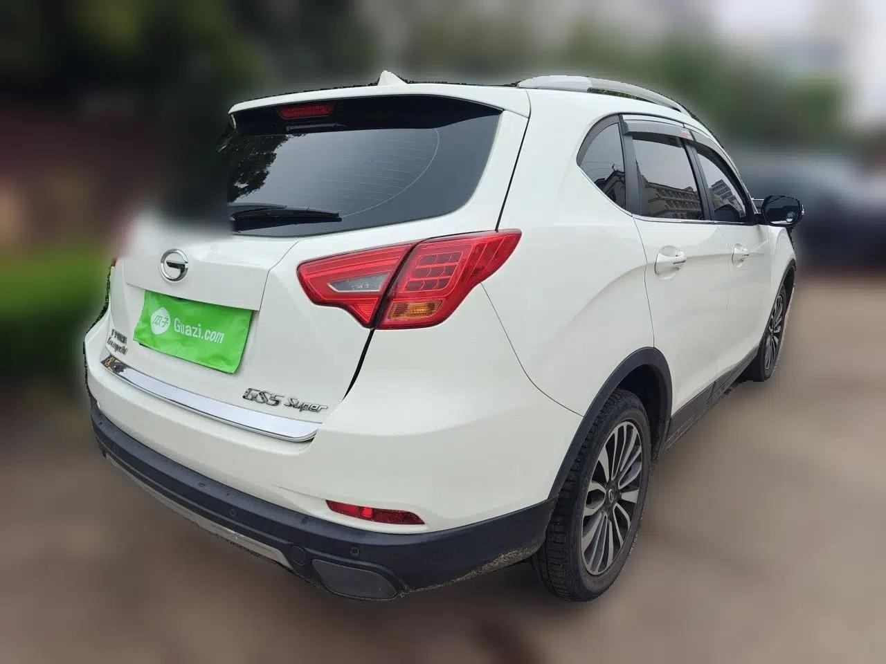 GAC Trumpchi GS5 Super 2016 2.0L Automatic Two-Wheel Drive Anniversary Edition — миниатюра 6