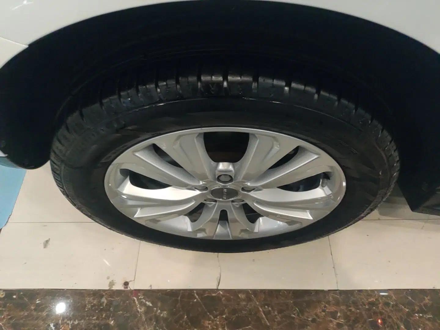 Haval H8 2017 2.0T Gasoline Two-Wheel Drive Enjoyment Version — миниатюра 10