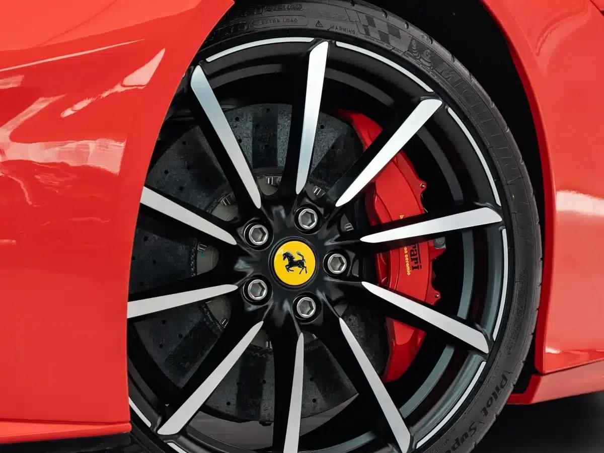 2013 F12berlinetta 6.3L Standard Model — миниатюра 4
