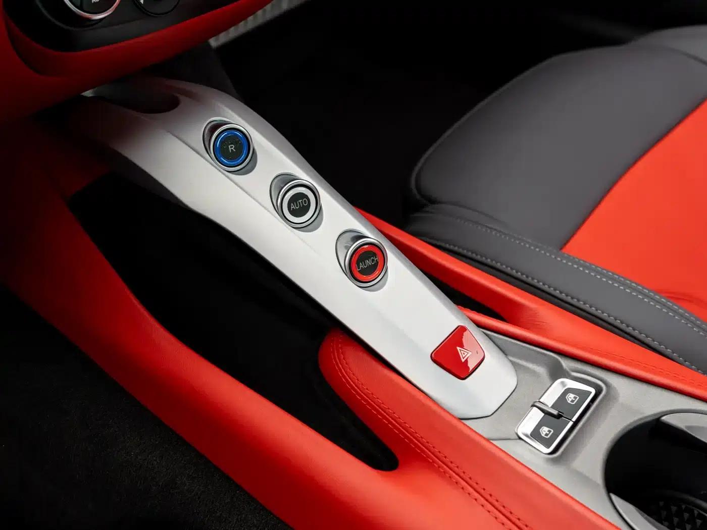 2013 F12berlinetta 6.3L Standard Model — миниатюра 10