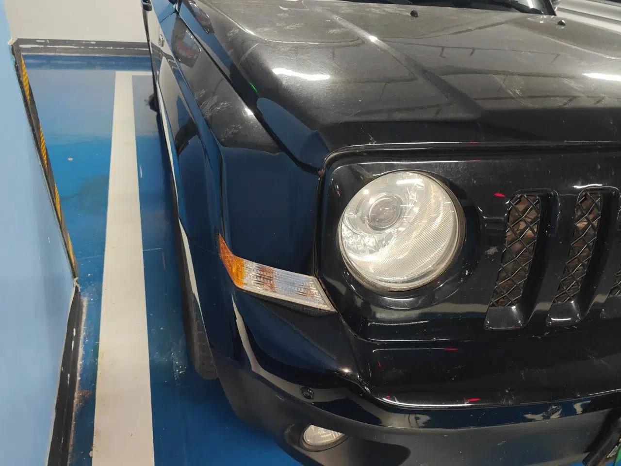 Jeep Patriot 2014 2.4L Sport Edition — миниатюра 7