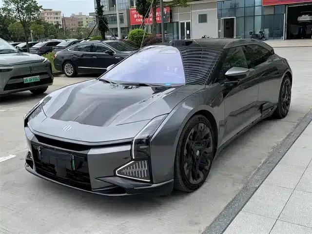 2023 HiPhi Z (Four-seater version)