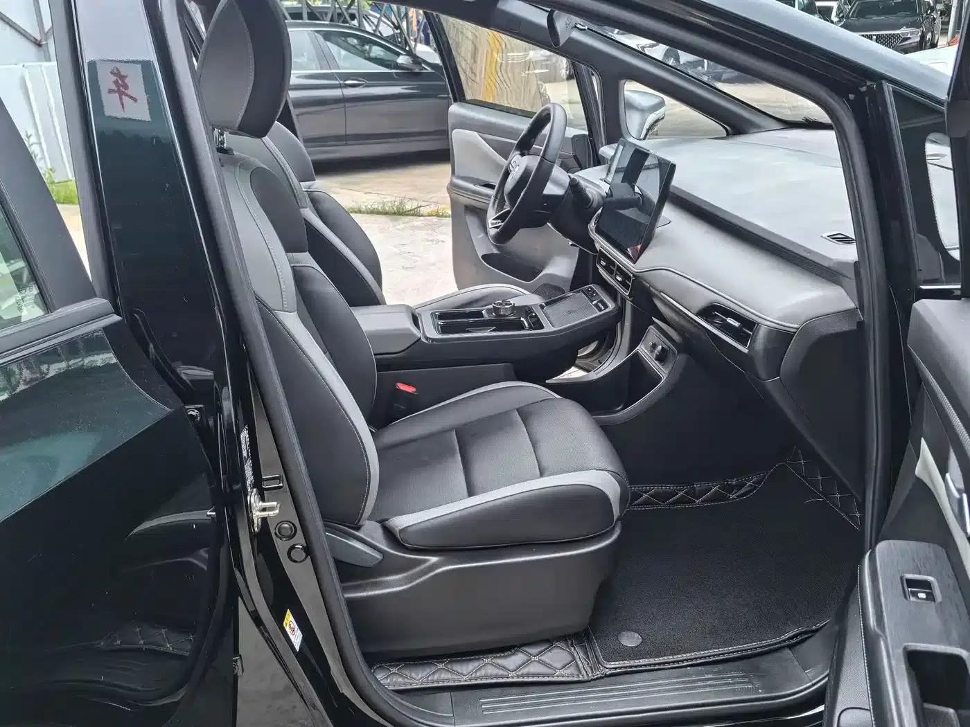 Hycan Z03 2022 Model 620km Trendy Edition 160kW 76.8kWh — миниатюра 9