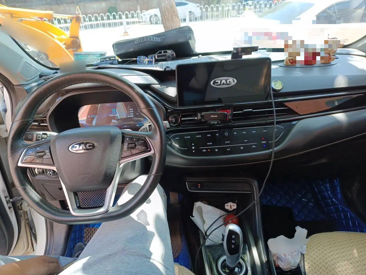 JAC Group iEVS4 2019 Revised Version Luxury Smart Edition — миниатюра 9