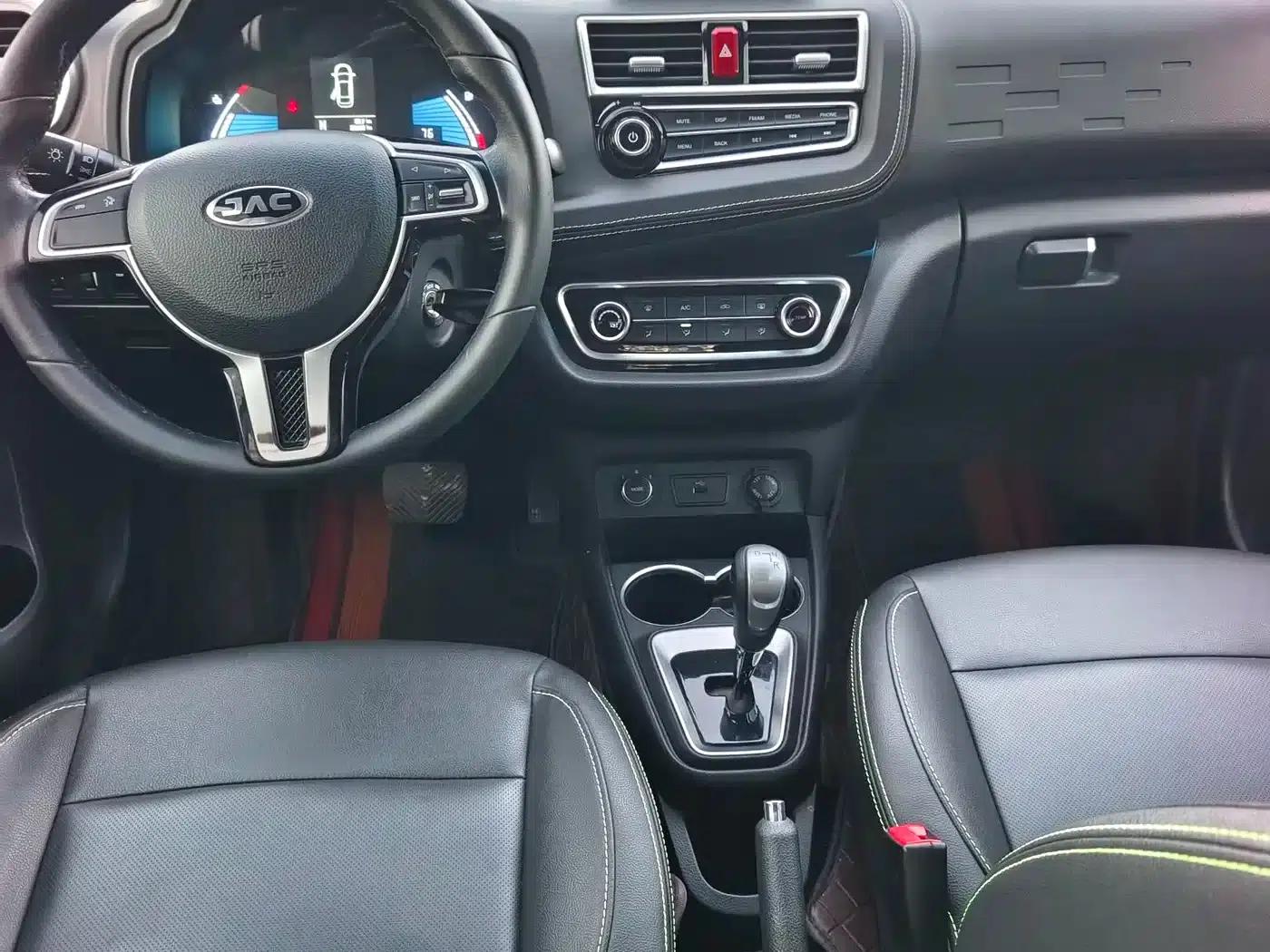 JAC iEV6E 2018 Upgraded Version iEV6E Luxury Intelligent Edition — миниатюра 6