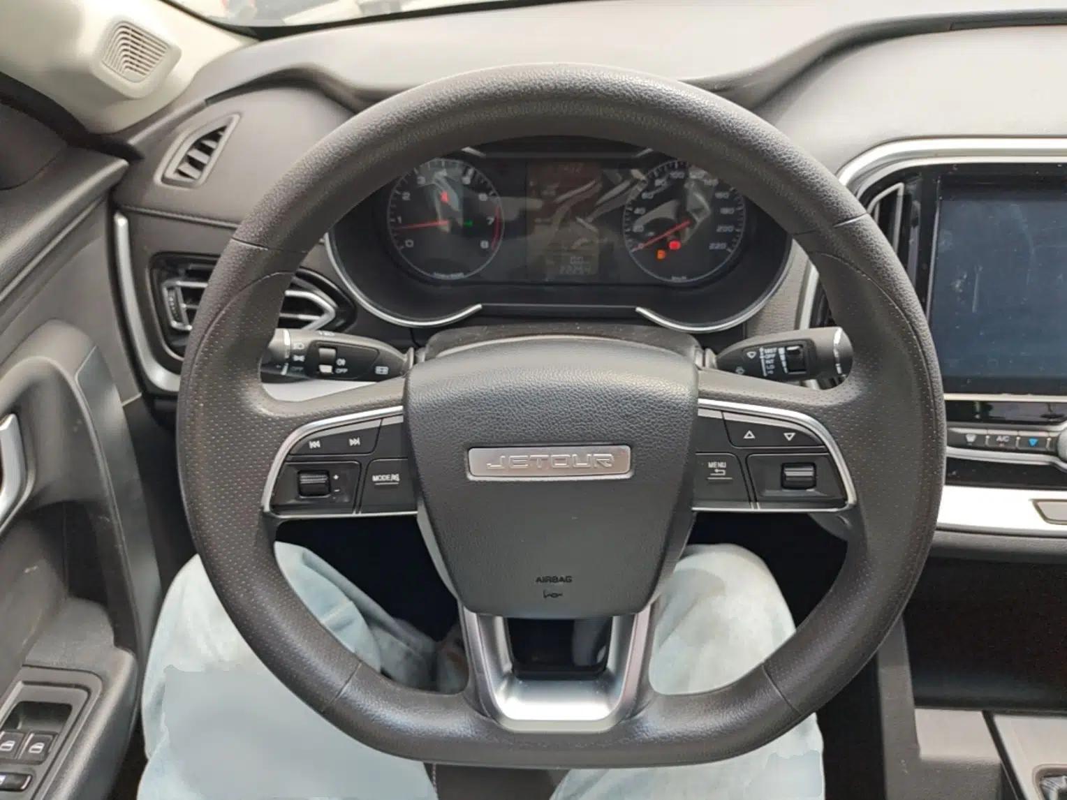 JETOUR X70M 2020 1.5T Manual Partner Model — миниатюра 18