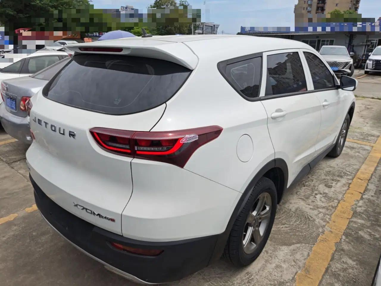 JETOUR X70M 2020 1.5T Manual Partner Model — миниатюра 6