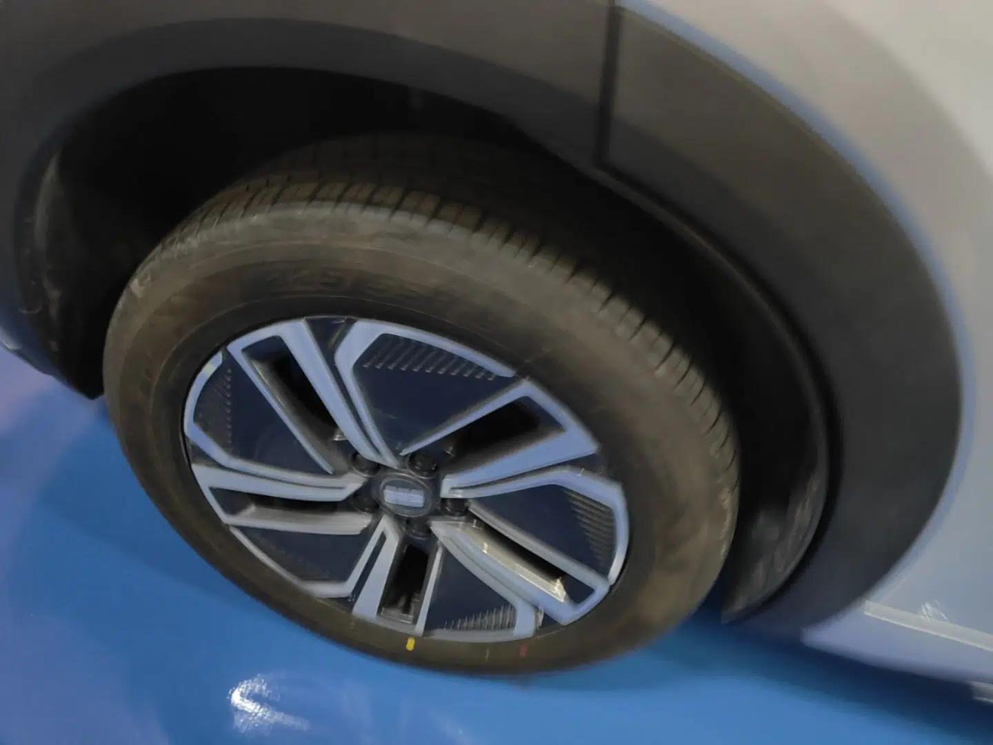 Geely Galaxy Xingjian 7 EM-i 2025 55 km Launch Edition — миниатюра 11
