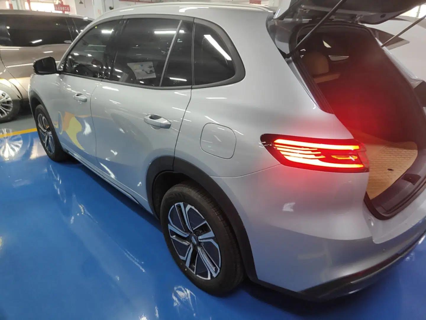 Geely Galaxy Xingjian 7 EM-i 2025 55 km Launch Edition — миниатюра 13
