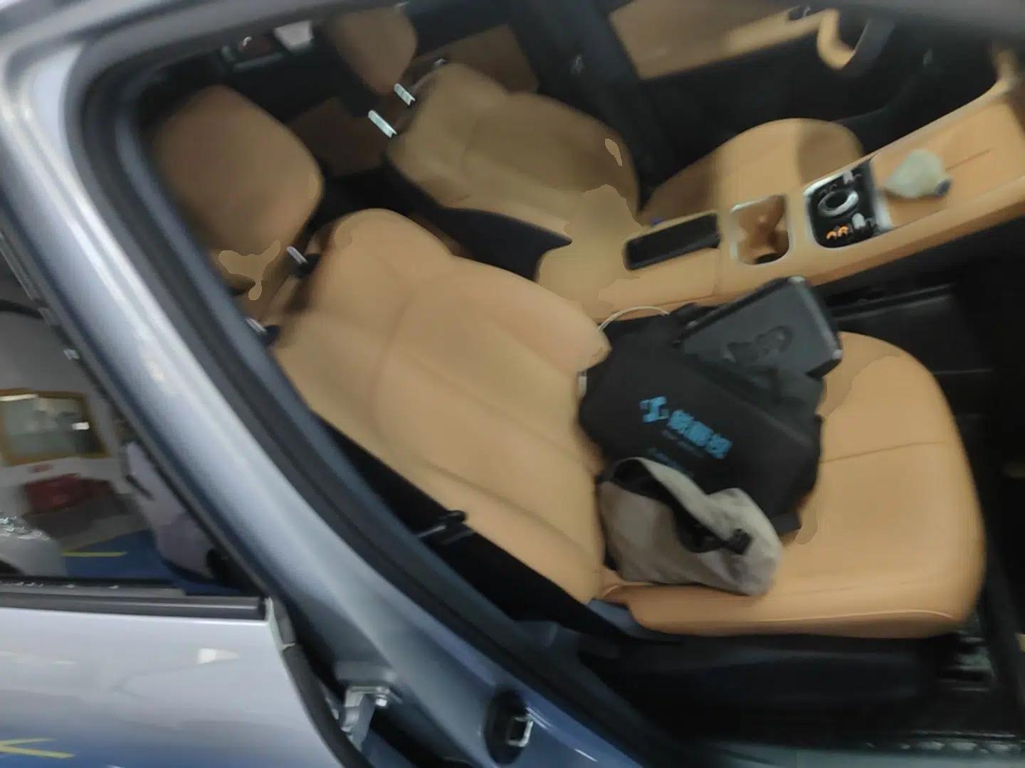 Geely Galaxy Xingjian 7 EM-i 2025 55 km Launch Edition — миниатюра 24