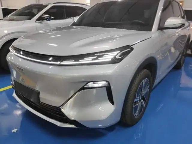 Geely Galaxy Xingjian 7 EM-i 2025 55 km Launch Edition