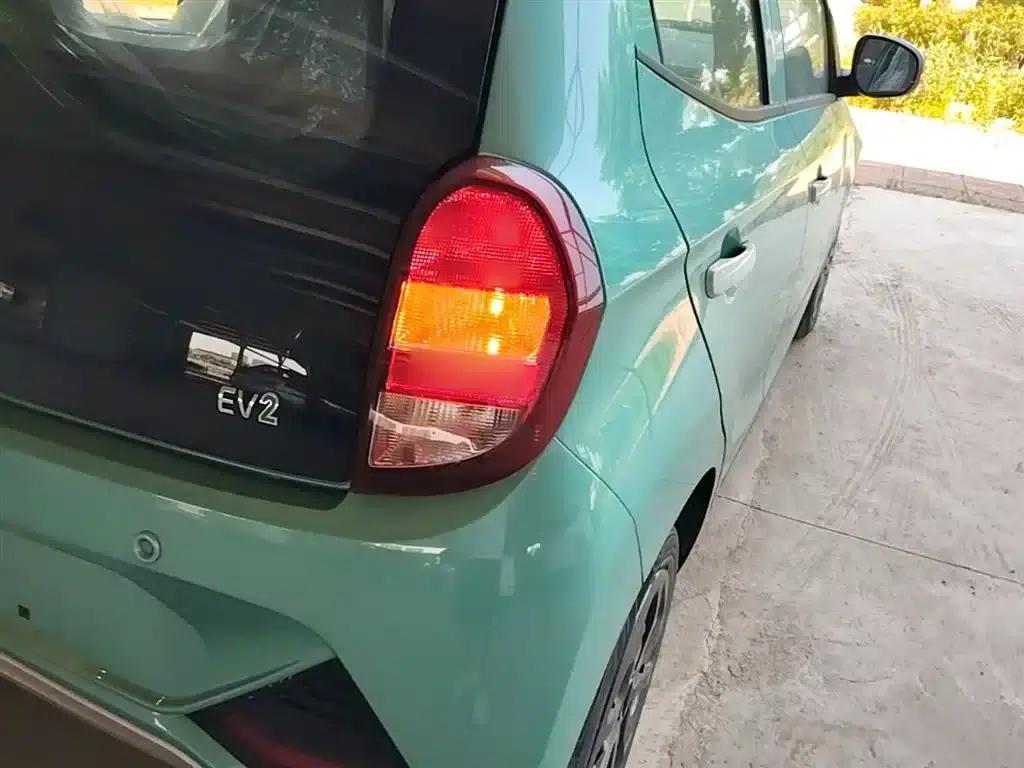 Yizhi EV2 2023 Auspicious Edition 201km Comfort Model — миниатюра 8