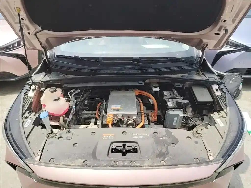 Geely Geometry M6 2022 Model 580 New Fun — миниатюра 20