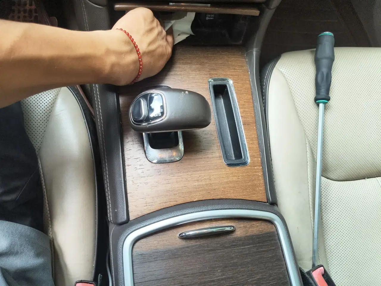 Chrysler 300C 2012 3.6L Luxury Edition — миниатюра 14