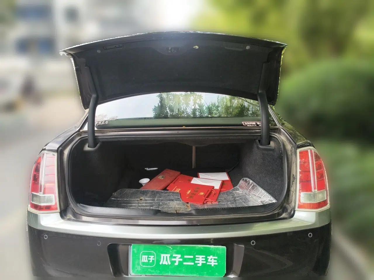 Chrysler 300C 2012 3.6L Luxury Edition — миниатюра 19